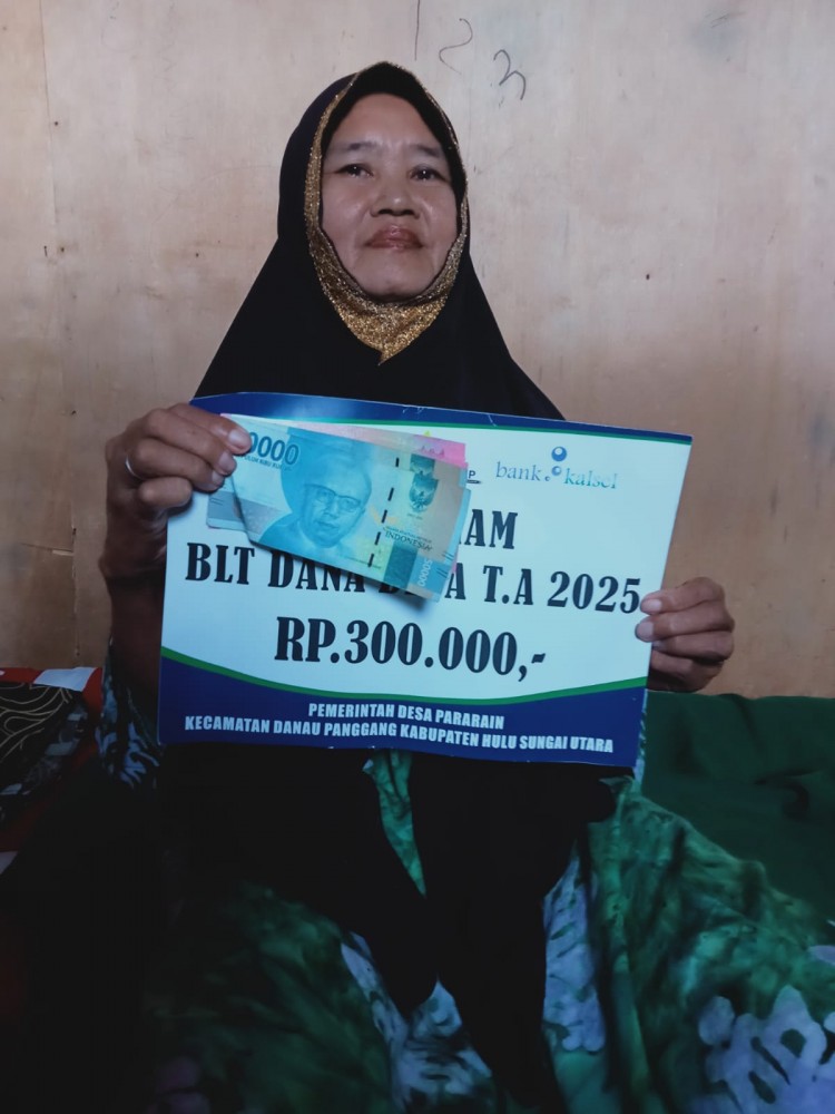 PEMBAGIAN BLT-DD BULAN APRIL TAHUN 2025