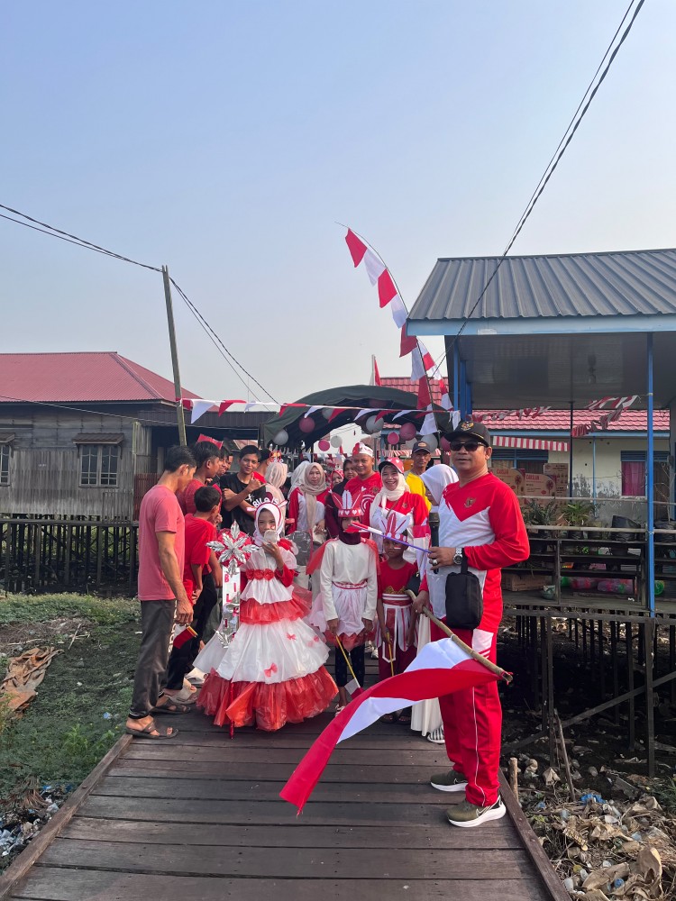 LOMBA JALAN SEHAT MEMERIAHKAN HARI KEMERDEKAAN INDONESIA YANG KE 81