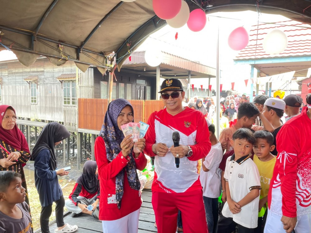 LOMBA JALAN SEHAT MEMERIAHKAN HARI KEMERDEKAAN INDONESIA YANG KE 81